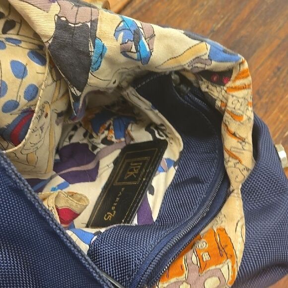 Elegant Black Hobo Bag - Picture 7 of 9